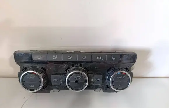 Volkswagen PASSAT B7 Air conditioner control unit module 3AA907044BB 5HB01125791