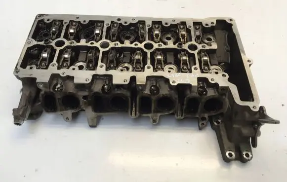 BMW 3 G20 G21 Engine head 85802660401 8580266