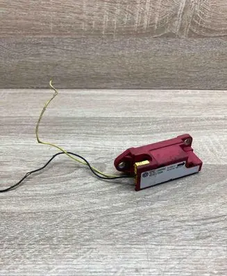 Volkswagen Golf IV Airbag deployment crash/impact sensor IJ0909606D 01990212