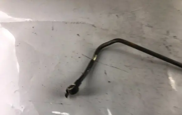 Nissan Patrol Y61 Fuel line pipe