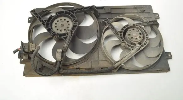 Volkswagen New Beetle Electric radiator cooling fan 1C0121207C
