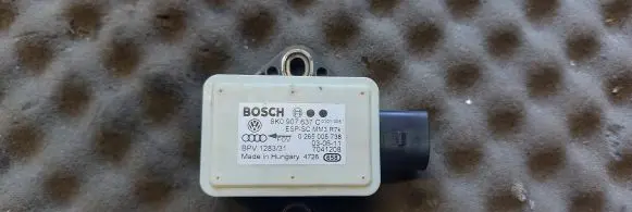 Audi A4 S4 B8 8K ESP acceleration yaw rate sensor 8K0907637C 0265005738