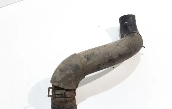 Toyota Avensis T220 Engine coolant pipe/hose