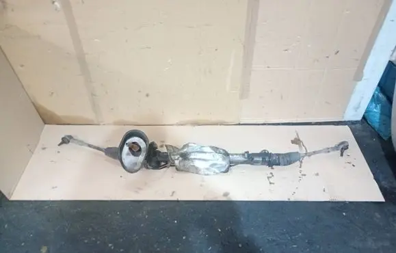 Ford Focus Steering rack 5M513200GB
