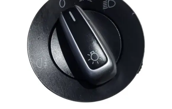 Volkswagen Golf VI Light switch 3C8941431B