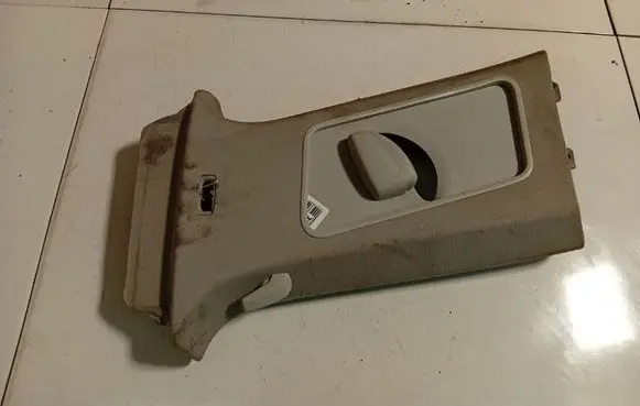 Volkswagen Jetta V (B) pillar trim (top) 1K3868311
