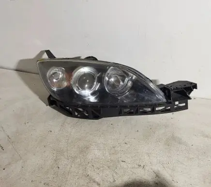 Mazda 3 I Headlight/headlamp P2951
