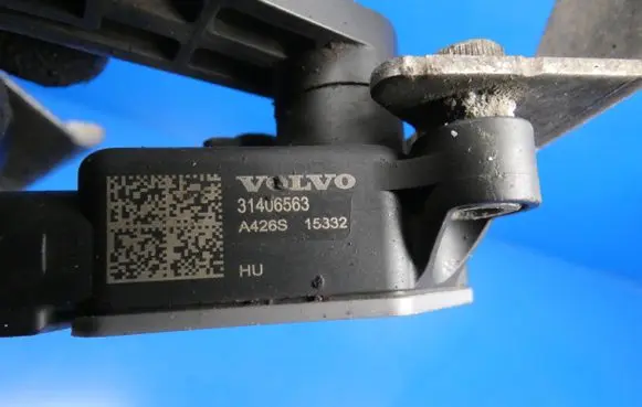 Volvo XC90 Rear air suspension level height sensor 31360331 15333 A426S