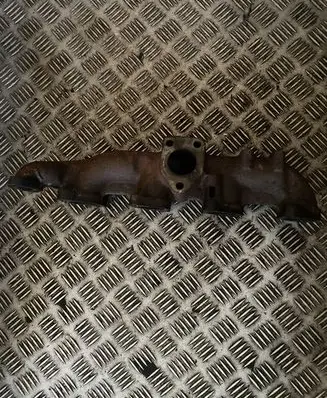KIA Sorento Exhaust manifold