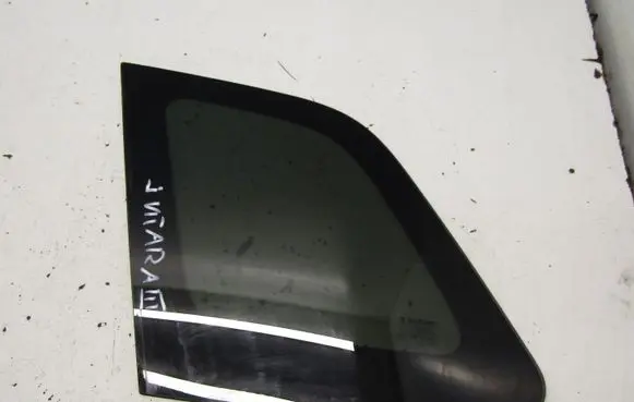 Suzuki Vitara (LY) Rear side window 105309