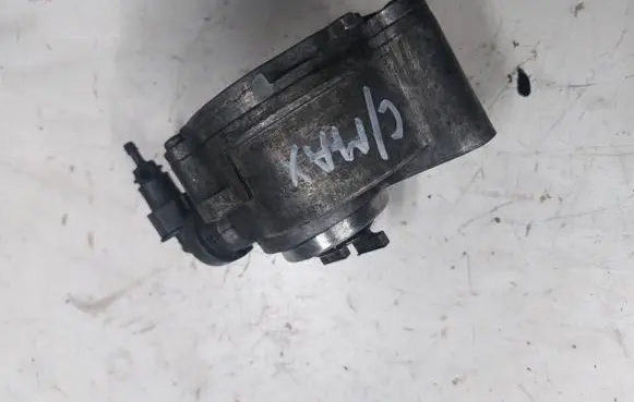 Ford Focus C-MAX Vacuum pump D1561C 2502N