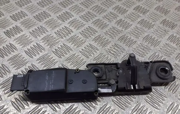 Audi A6 S6 C6 4F Tailgate window lock/catch/latch 4F9827383C