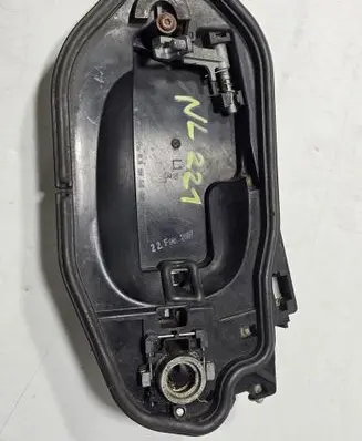 BMW 5 E60 E61 Front door exterior handle/bracket 7191615