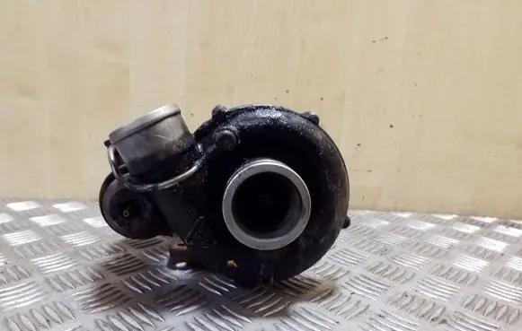Audi A6 S6 C4 4A Turbo 046145703G