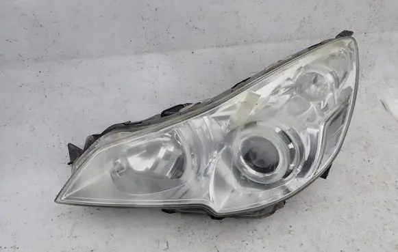 Subaru Legacy Headlight/headlamp