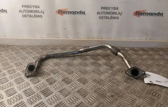 Volkswagen PASSAT B6 EGR valve line/pipe/hose 03G131521D
