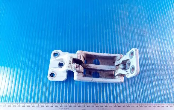 Volkswagen Crafter Rear door upper hinge A9067400137