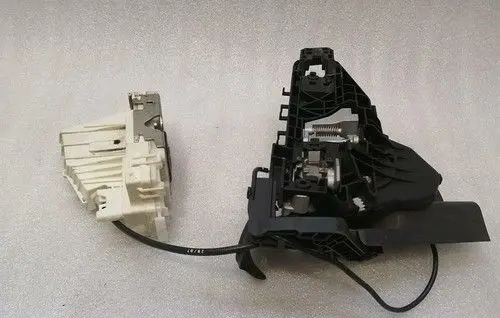 Mercedes-Benz R W251 Coupe door lock (next to the handle) A2517200835