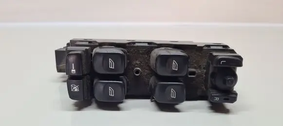 Volvo S60 Electric window control switch 30773895