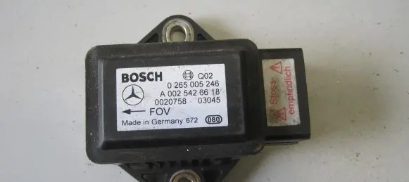 Mercedes-Benz E W211 ESP acceleration yaw rate sensor A0025426618