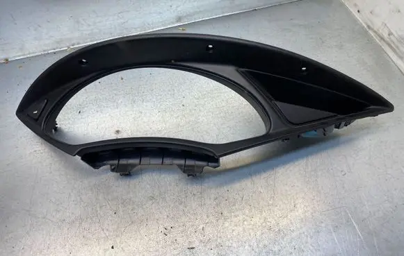 Ford Focus Dashboard trim 98AB10K947 98AB10A894