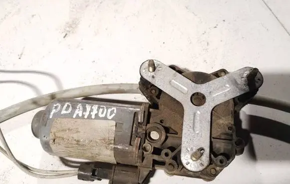 Opel Movano A Front door window regulator motor