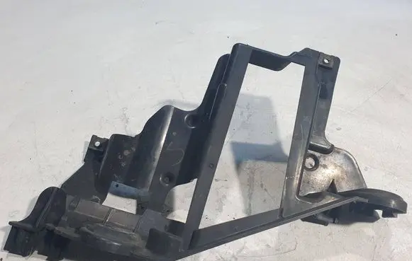 BMW X5 E53 Headlight/headlamp mounting bracket 224568