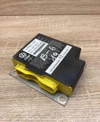 Volkswagen PASSAT B6 Airbag control unit/module 3C0909605J 391130