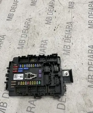 Tesla Model S Fuse module 103440900A