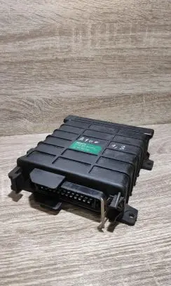 Audi 80 90 B3 Engine control unit/module ECU 811906264 0280800104