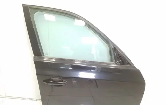 BMW X3 E83 Front door