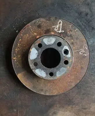 Volkswagen Touareg I Front brake disc