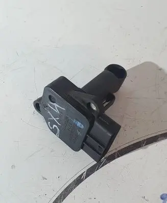 Suzuki SX4 Mass air flow meter 84E0 020619 MB1974003090