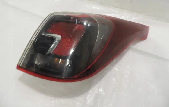 Opel Crossland X Rear/tail lights