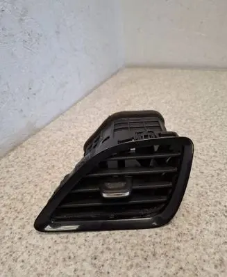 Opel Karl Dashboard side air vent grill/cover trim 95250705 95250707