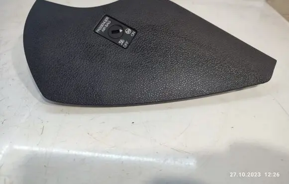 Volkswagen Golf VII Centre console side trim front 5G1858218C
