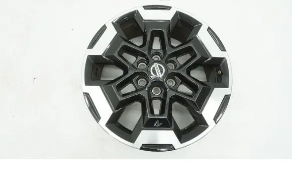Nissan Navara D23 R18 alloy rim 5JU3C