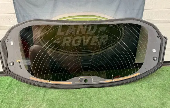 Jaguar F-Pace Rear windscreen/windshield window 43R000072 E000090 DOT747M1232AS3