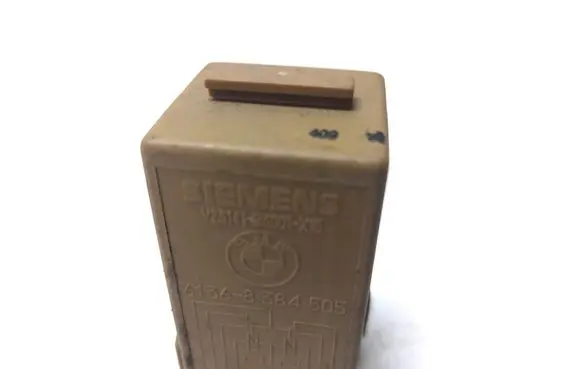 BMW 5 E60 E61 Other relay 8384505