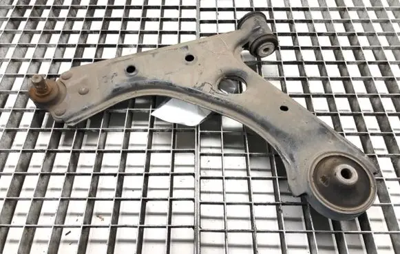 Opel Corsa E Front control arm