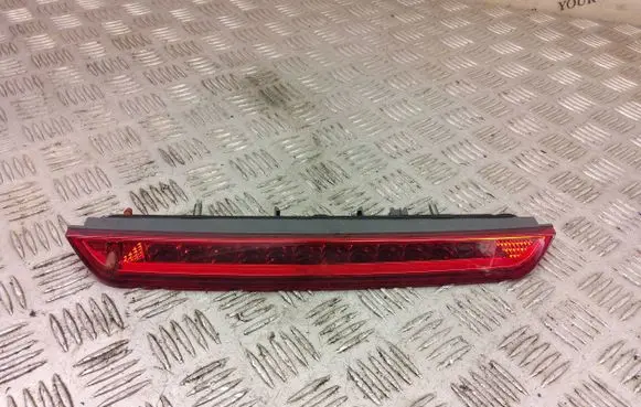 Opel Grandland X Third/center stoplight 9688016380