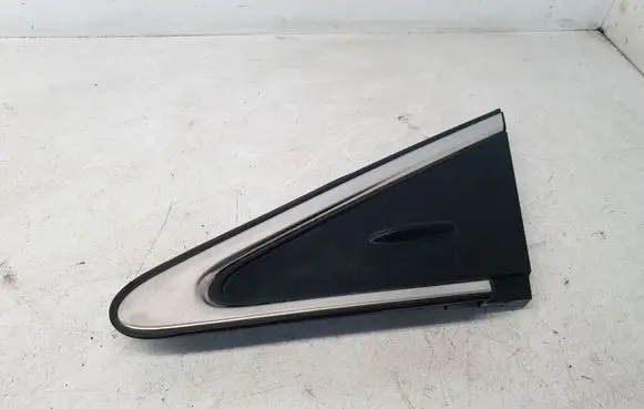 Toyota Avensis T270 Other front door trim element 6011805021