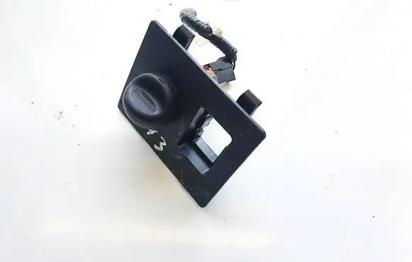 Toyota Avensis T270 Cigarette lighter 5891505020 58915-05020