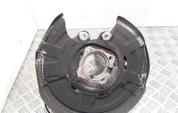 BMW 5 F10 F11 Rear wheel hub 6796099