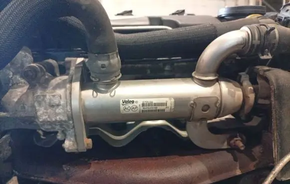 Citroen C4 Grand Picasso EGR valve cooler 9645689780