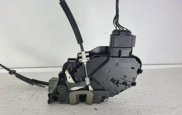 Land Rover Range Rover Sport L494 Front door lock 6WSA21813AD