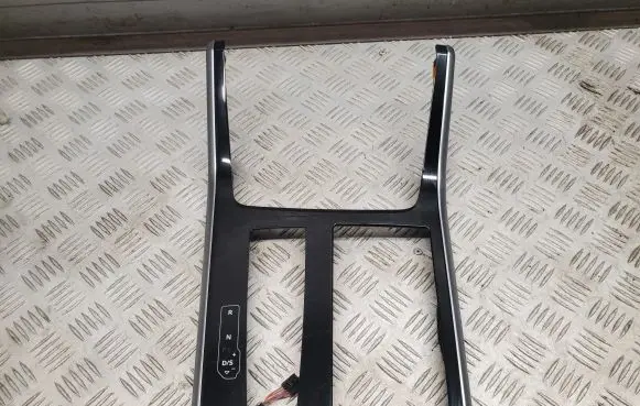 Audi Q8 Gear shifter surround trim plastic 4M8863324D