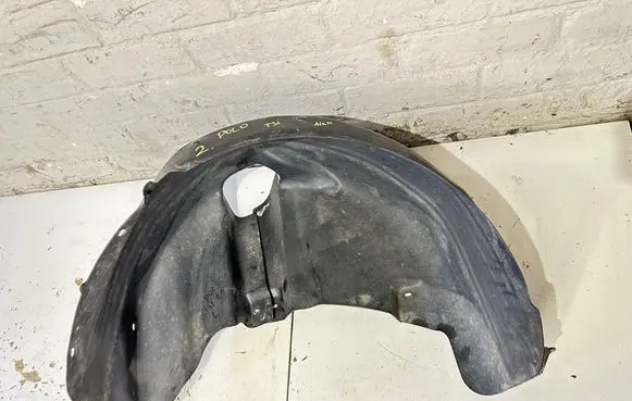 Volkswagen Polo V 6R Rear arch fender liner splash guards 6R0810972B M6673