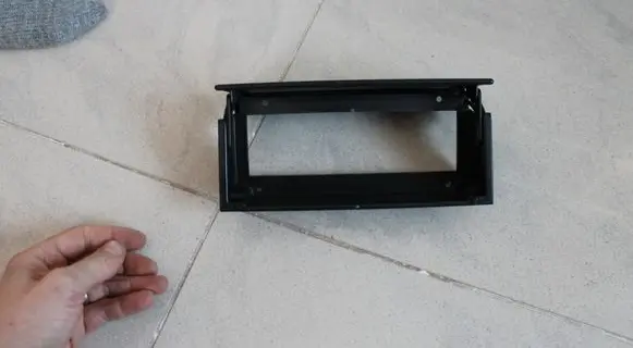 Citroen XM Radio/GPS head unit trim 1DIN