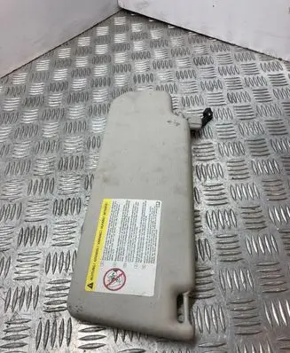 Volkswagen PASSAT B6 Sun visor 139908032